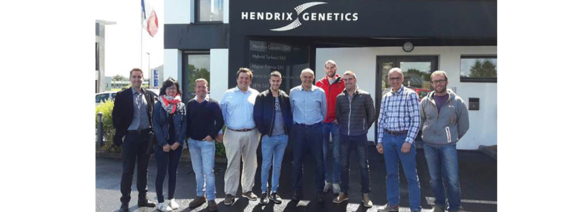 Agrocat visita a Hendrix Genetics en Francia y granjas con genética Hypor
