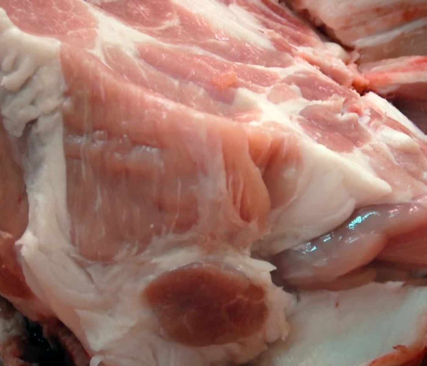 ¿Qué biomarcadores permiten predecir la calidad de la carne de cerdo?