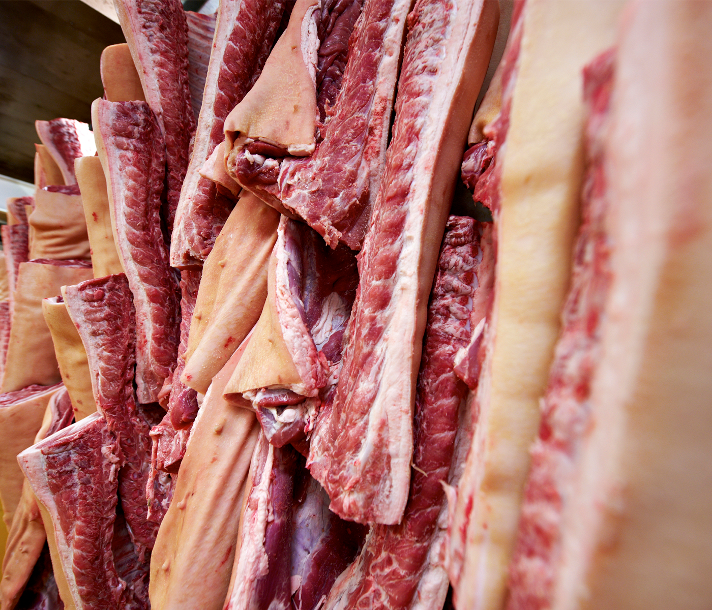 Ucrania aumenta importación de carne de cerdo