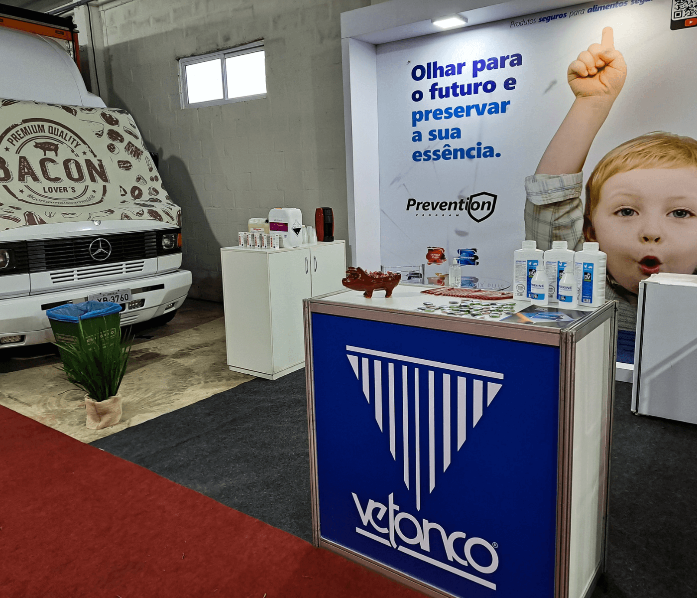 Vetanco leva a versatilidade da carne suína ao Tecnoeste 2024 com o Food Truck Show do Cheff Mueller