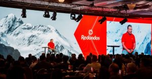 Redondos realizó su IX Seminario Internacional con enfoque en tecnología, sostenibilidad y bioseguridad en la industria cárnica.