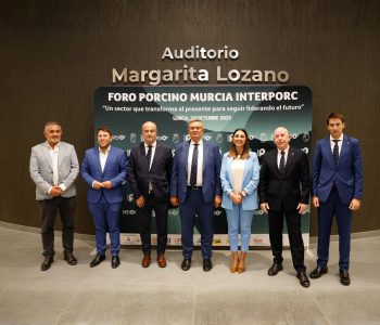 El encuentro Murcia Interporc reúne a representantes del sector porcino para debatir los desafíos y diseñar un plan futuro de acción.
