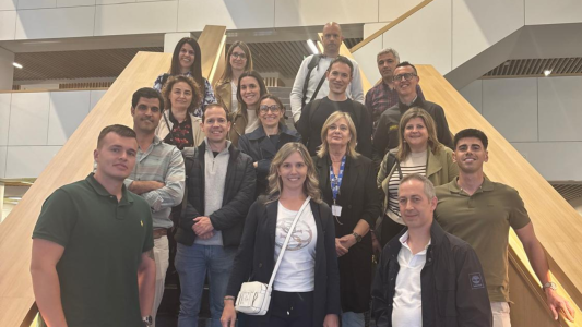 La Escuela responsables equipo porcino inicia su IV edición impulsada por i+Porc y Ceva Salud Animal para formar líderes del sector porcino.