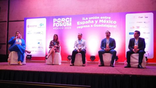 El PorciFORUM México 2025 se llevó a cabo los días 10 y 11 de septiembre en Guadalajara, con la participación de más de 500 profesionales.