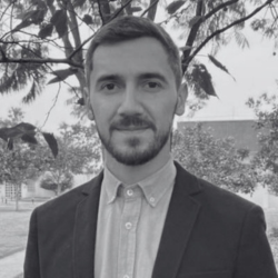 Prof Dr. Vinicius Ricardo Cambito de Paula