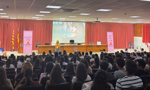 Boehringer impulsa el talento joven en la I Jornada de Aulas Porcinas, celebrada en Zaragoza, para apoyar el futuro del sector porcino.